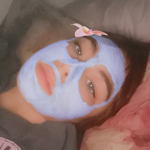 creator Anna :)'s avatar