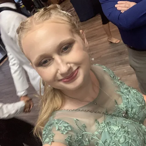 creator ❤️🦊Isabella❤️'s avatar