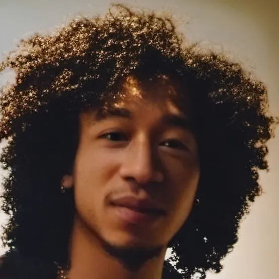 chat with ai character: Cameron Weasley 