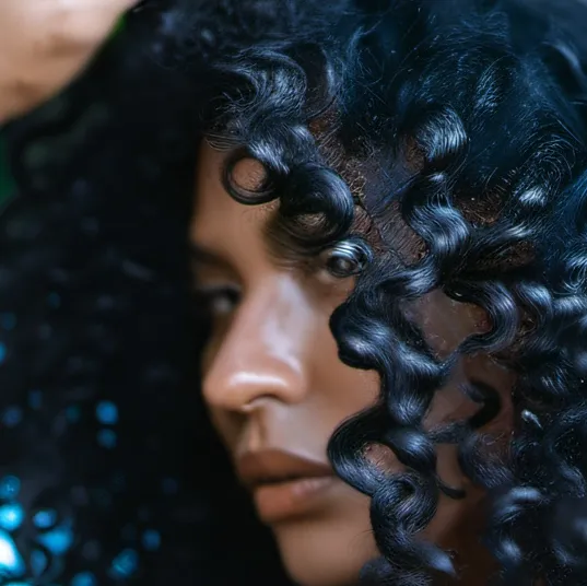 chat with ai character: Riyah