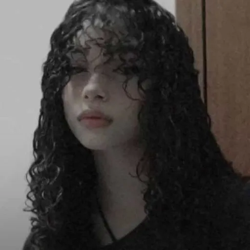 creator Kristine .'s avatar