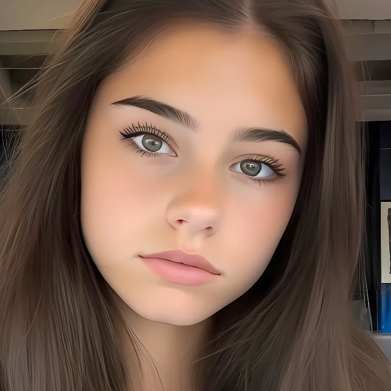 chat with ai character: Juli 