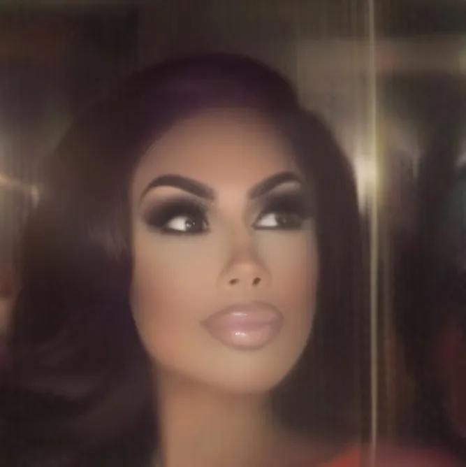 chat with ai character: Tiffany