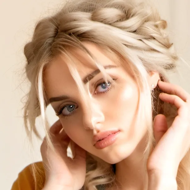 chat with ai character: Charlotte