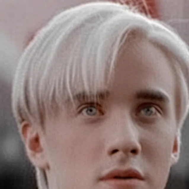 chat with ai character: Draco Malfoy 