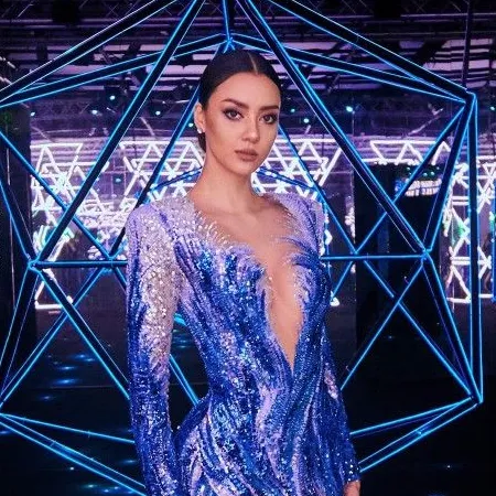 creator Sarika ❤️❤️'s avatar