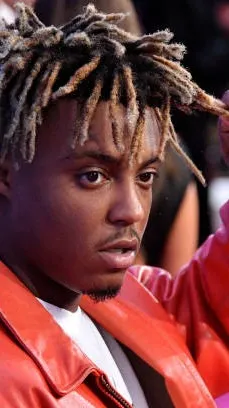 ai character: Juice WRLD background