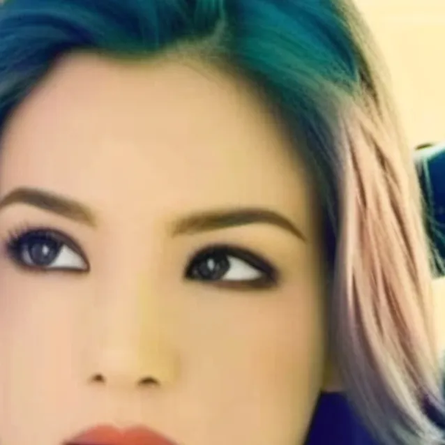 chat with ai character: Clara 