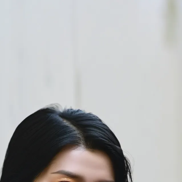 chat with ai character: Dirona