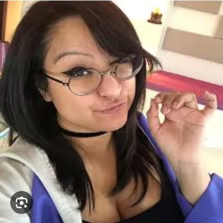 creator jessica-ahpmau's avatar