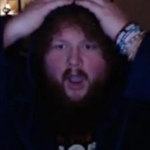 creator CASEOH 😨😨😨's avatar