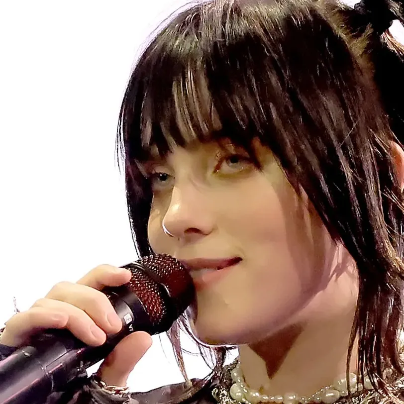 chat with ai character: 🎀𝐵𝒾𝓁𝓁𝒾𝑒🎀