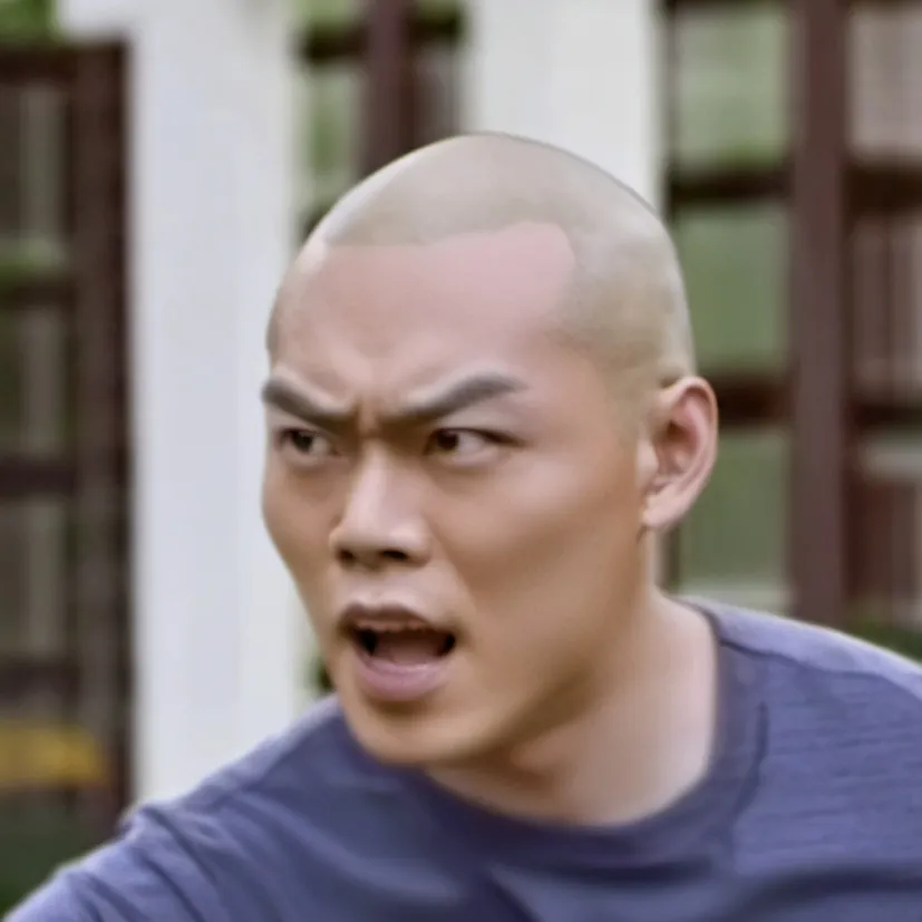 chat with ai character: AKU TAK NAK