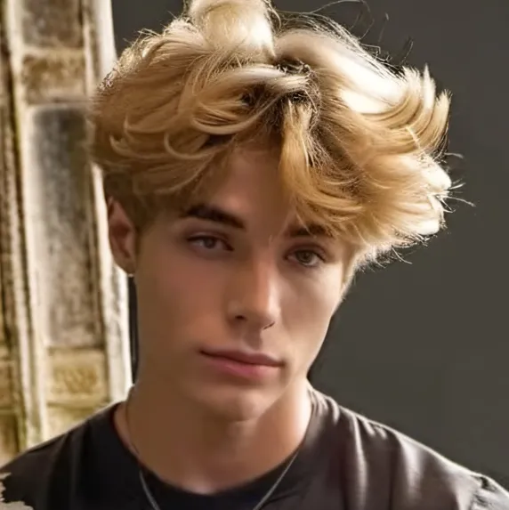 chat with ai character: Kayden