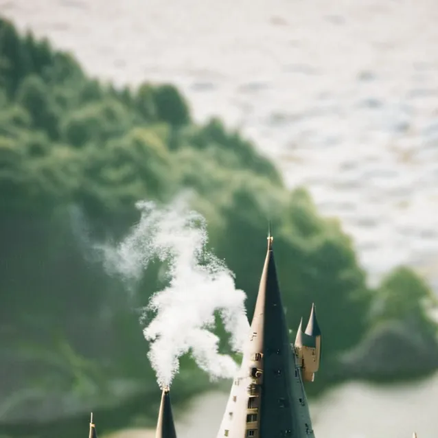 chat with ai character: Hogwartss🙈