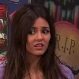 chat with ai character: tori vega