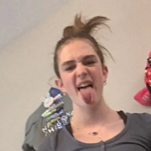 creator |~Lynn~|'s avatar