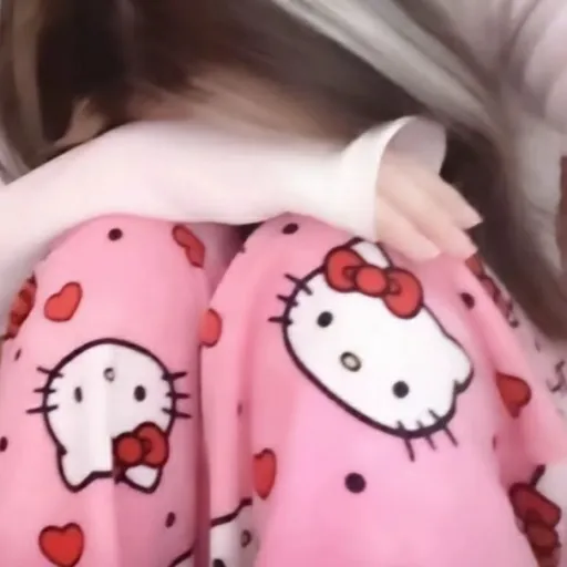 creator Elke ⋆.˚✮🎧✮˚.⋆'s avatar