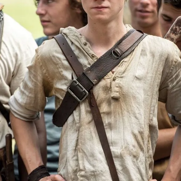 chat with ai character: Newt