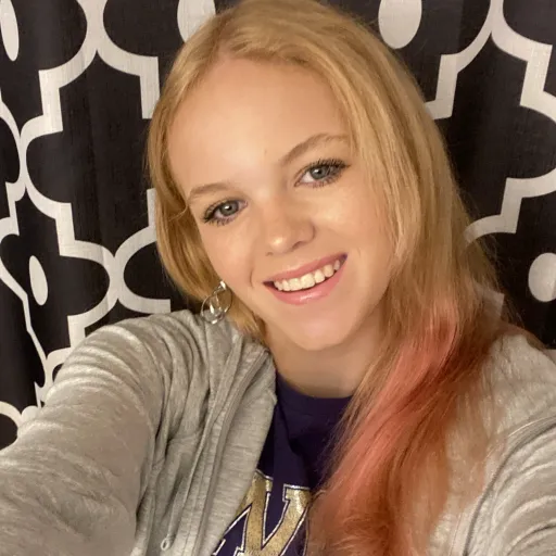 creator ✝️Cara✝️'s avatar