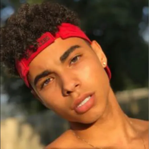 creator Kyrie⭐️'s avatar