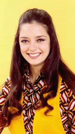 ai character: Angela Cartwright background