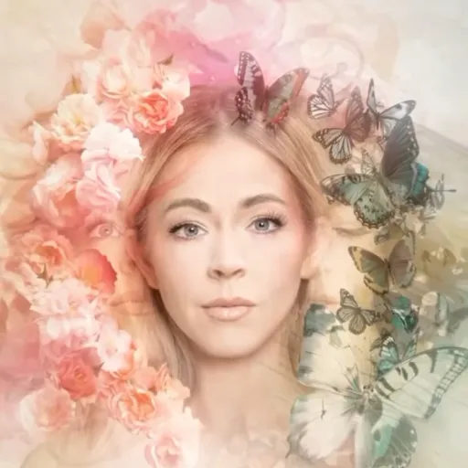 creator Zi Zi✌︎'s avatar