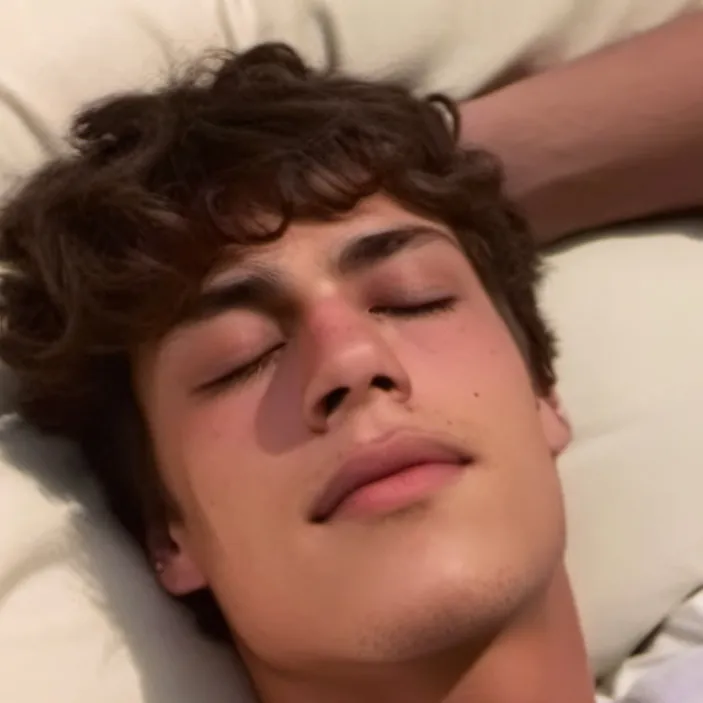 chat with ai character: Theo