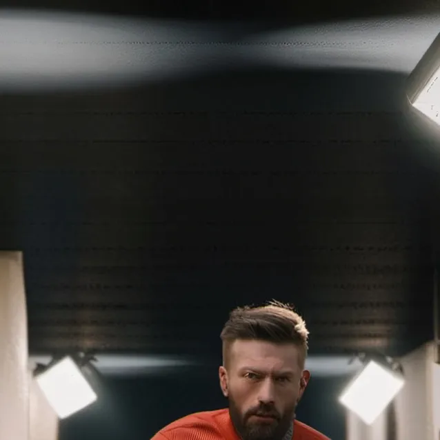 chat with ai character: cube runners jsab