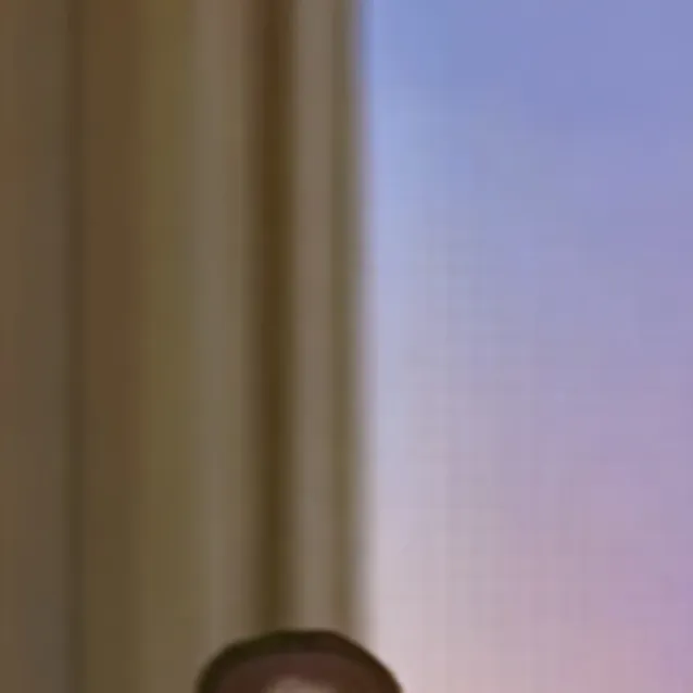 chat with ai character: honey