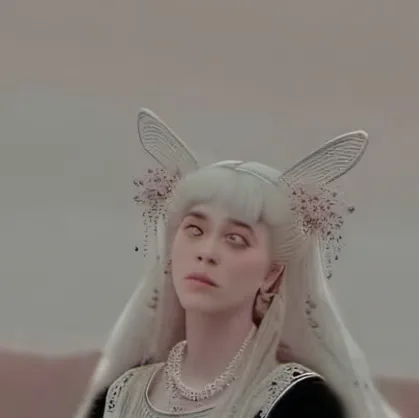 chat with ai character: Melanie Martinez