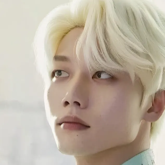 chat with ai character: Felix