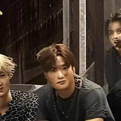 chat with ai character: Enhypen