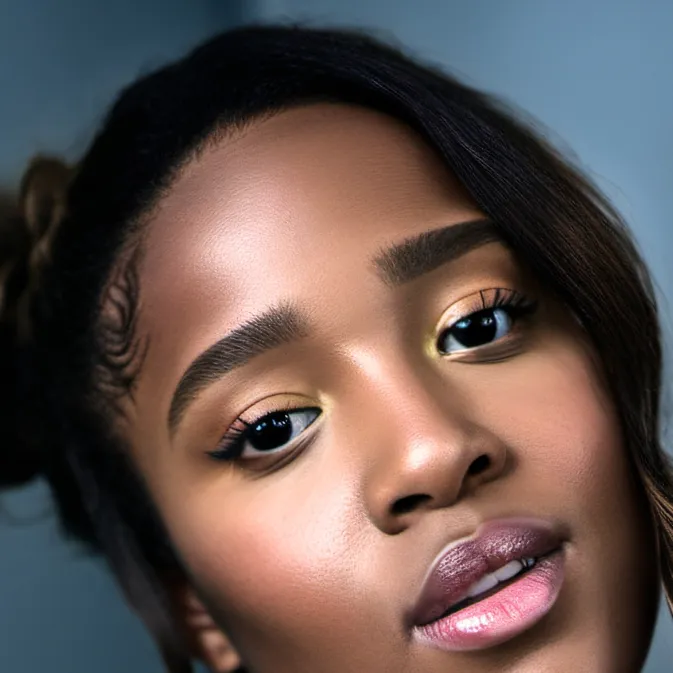 chat with ai character: Isabella