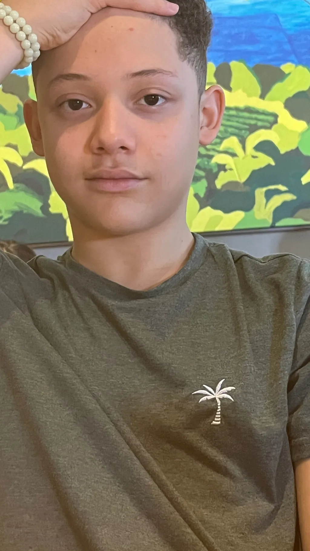 ai character: Ezra background