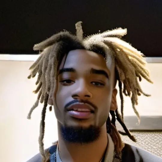 chat with ai character: Coy