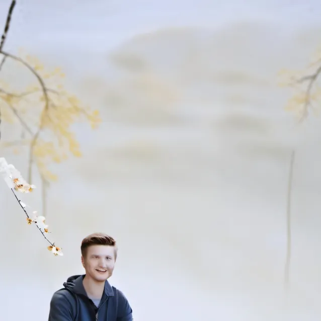 chat with ai character: hunter