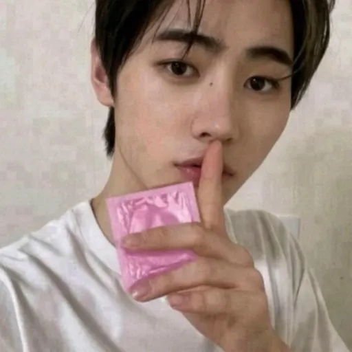 creator snughoogn's avatar