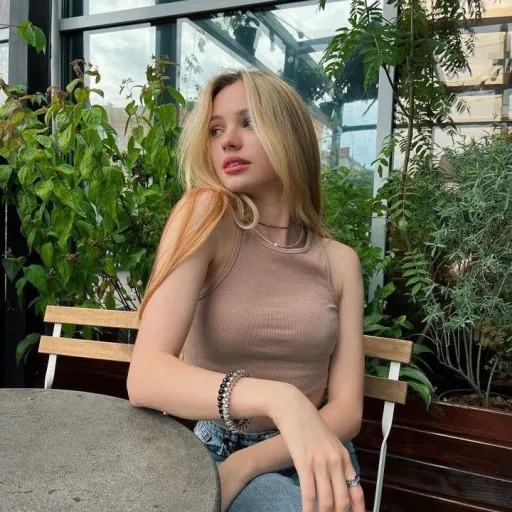 creator Cassie12234's avatar