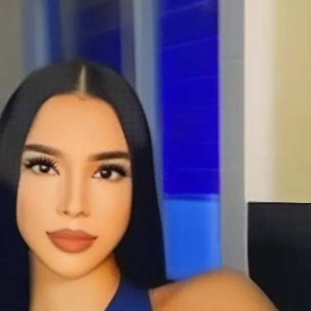 chat with ai character: Maria