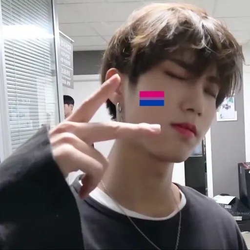 creator Lyvia 🌸🌷's avatar