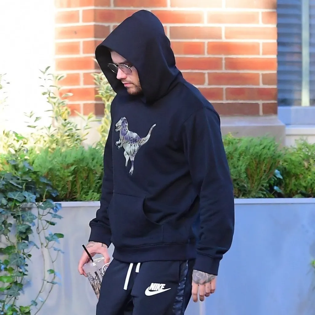 chat with ai character: 1D! 𝑳𝐏»31🕊️