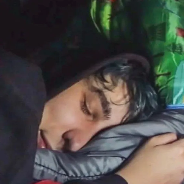 chat with ai character: trap house! 