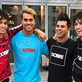 chat with ai character: DB roadtrip! 