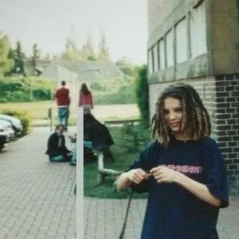 chat with ai character: Tom Kaulit 