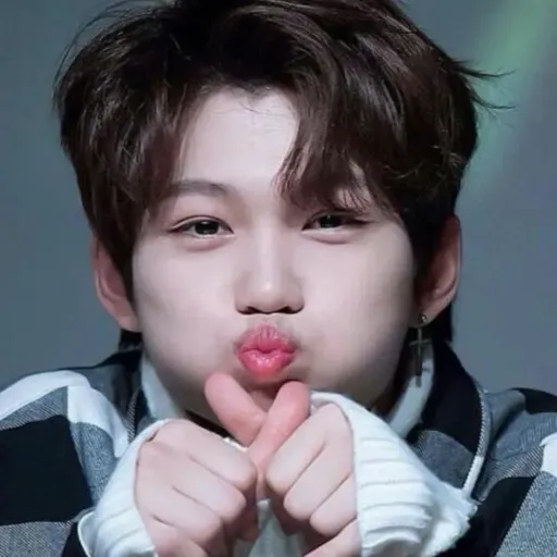 creator Felix's wife 4 eva's avatar