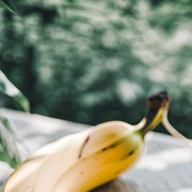 chat with ai character: banana