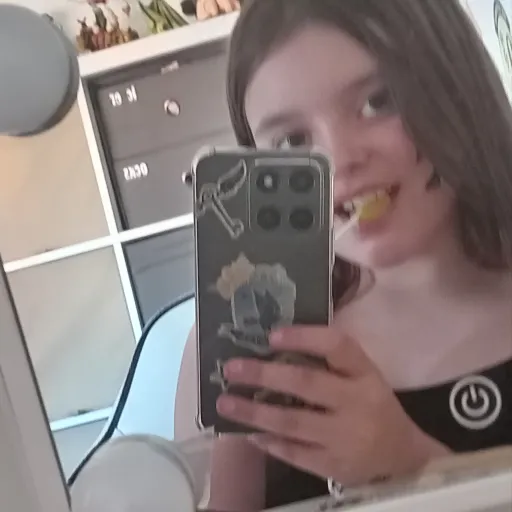 creator miley - rose❤️'s avatar