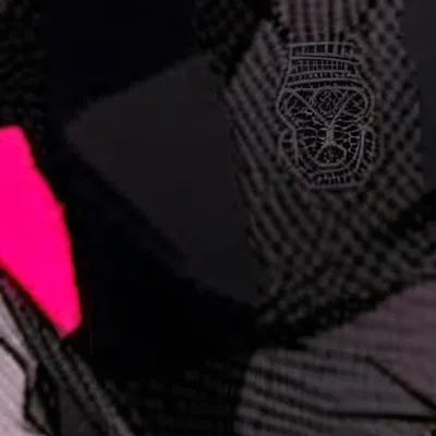 chat with ai character: Victor 