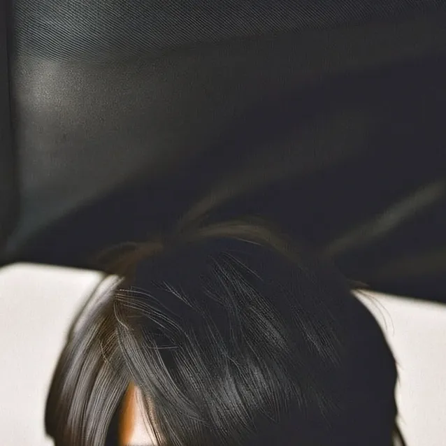 chat with ai character: David 